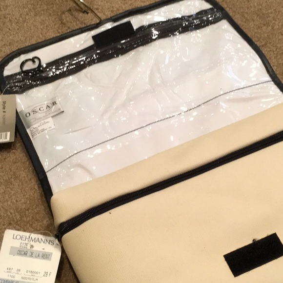 Foldover Traveler Bag Oscar Dela Renta - Picture 4 of 9